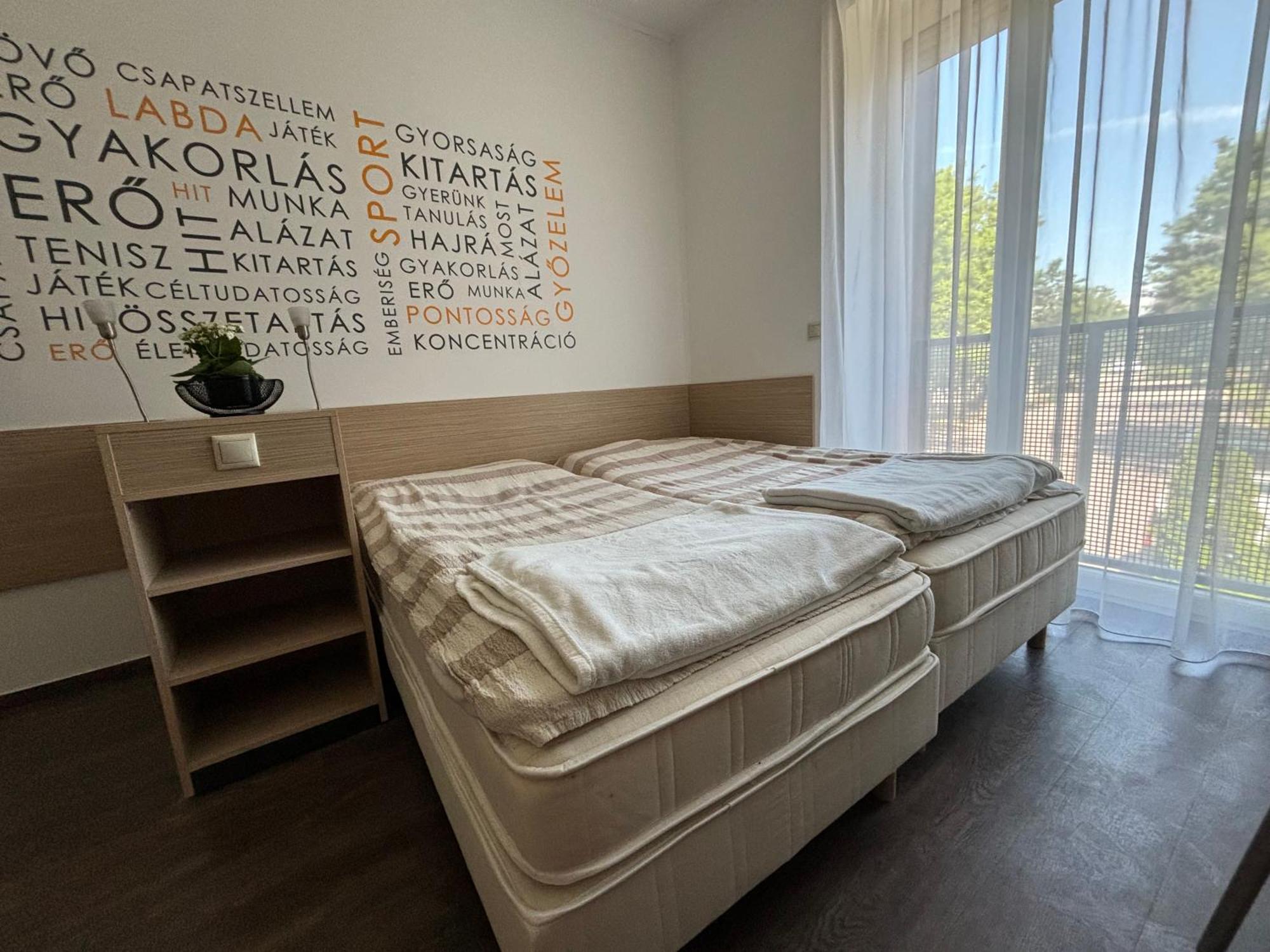 Skc Siofok Aparthotel Exterior photo