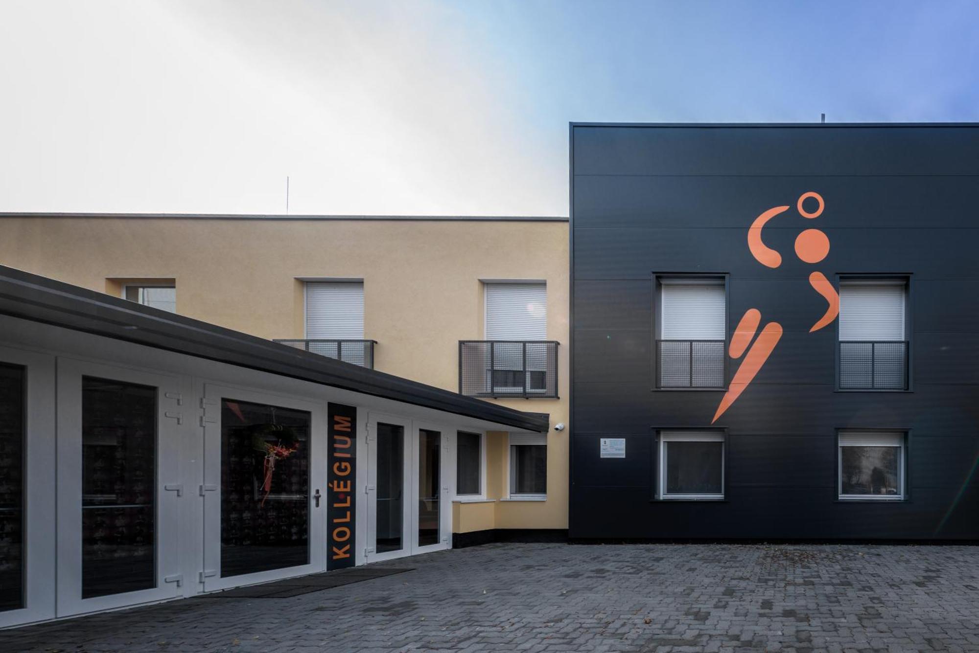 Skc Siofok Aparthotel Exterior photo